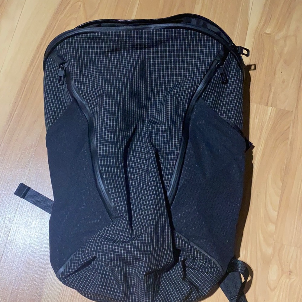 New Lululemon Bag